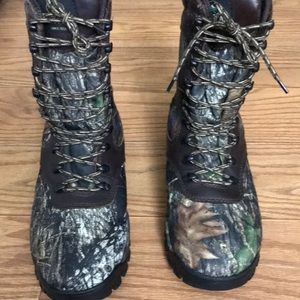 Rad head camp work boots